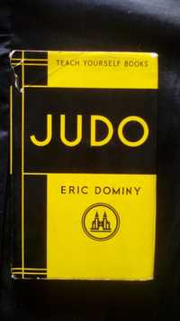 Teach Yourself Judo, de Eric Dominy