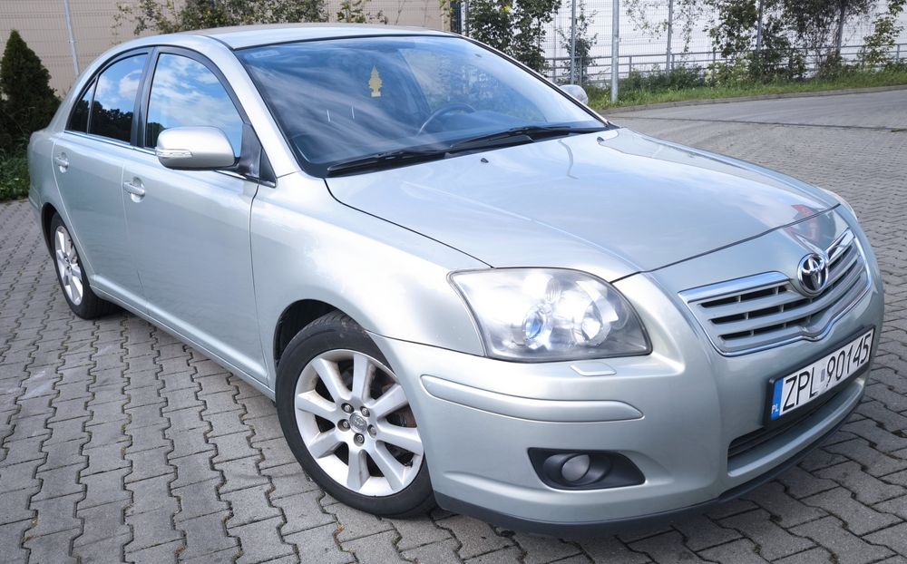 Sprzedam samohòd Toyota Avensis