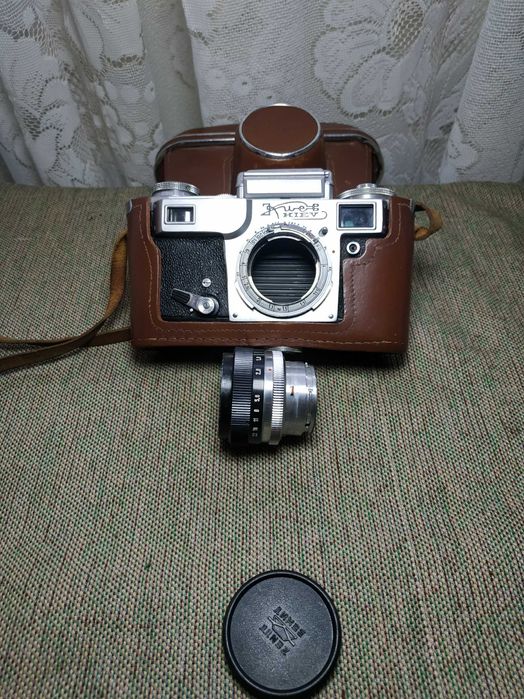 Фотоаппарат Киев 4м обьектив Гелиос -103