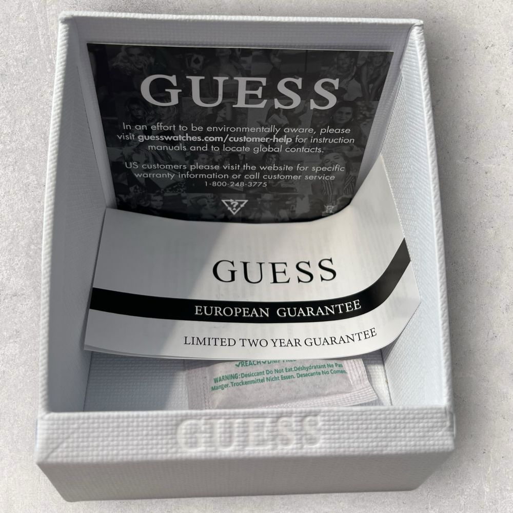 NOWY zegarek damski Guess