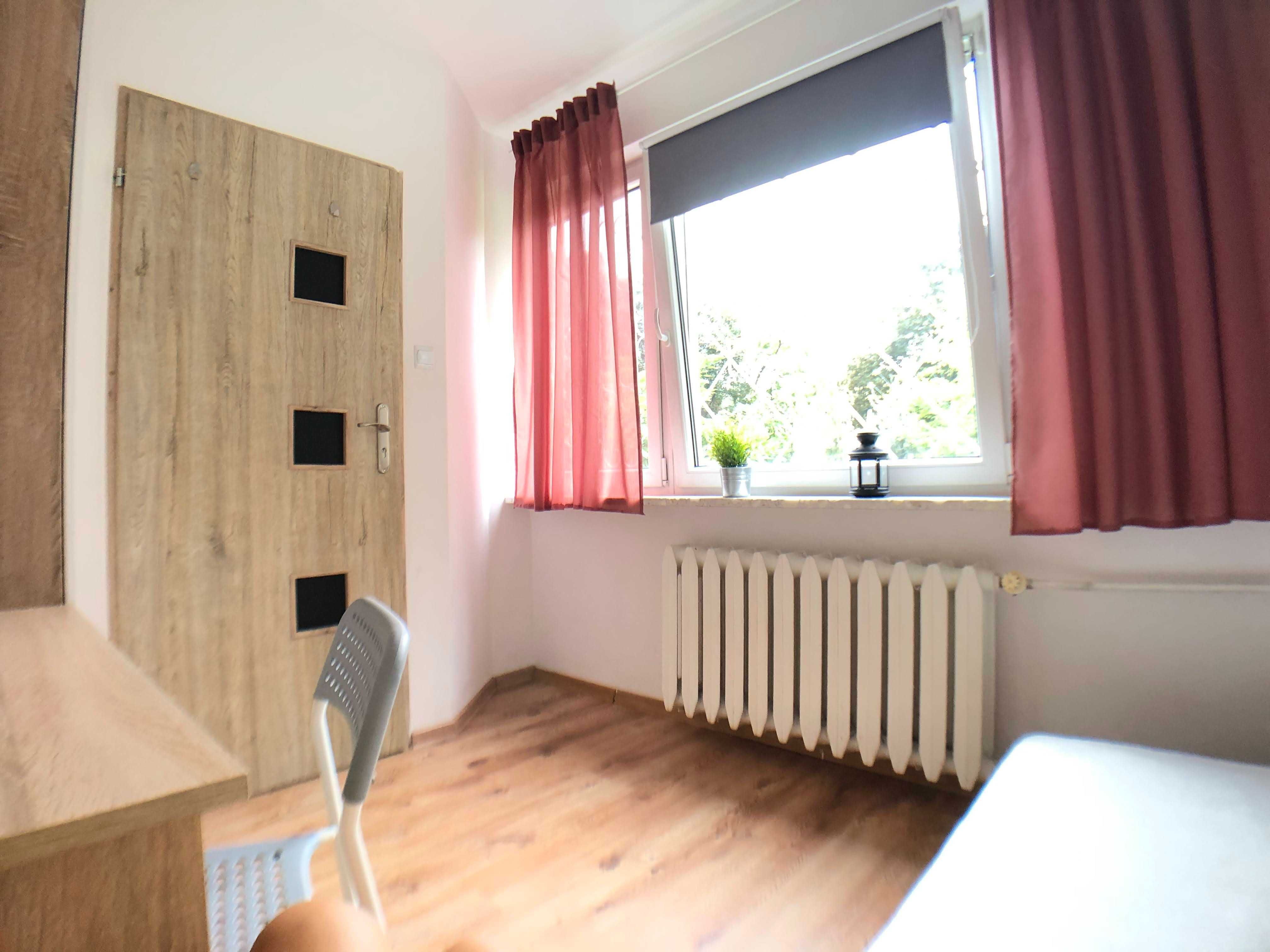 Pokój - 20 min Centrum - 15 min SWPS, Politechniki - 28 min SGGW