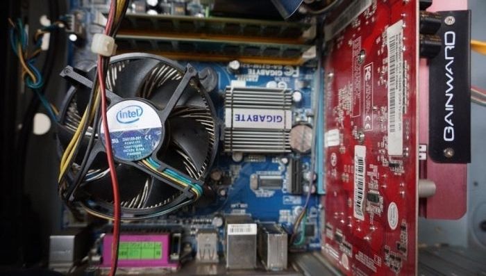 Komputer Stacjonarny - INTEL CORE 2 QUAD Q6600 2.40GHz Komplet Zestaw