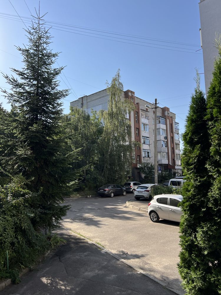 Продаж 3к квартири вул Перфецького 174000$