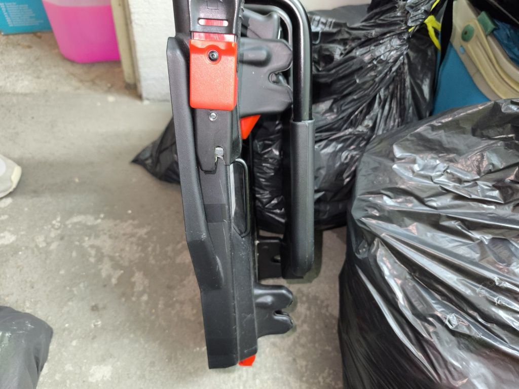 Base isofix pierre cardin
