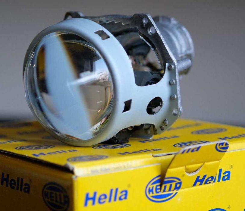 Биксеноновая линза фар Hella 3R Honda Accord Civic CR-V Pilot Legend