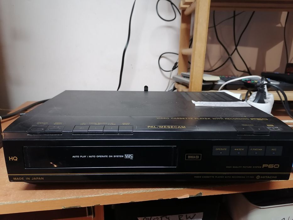 Odtwarzacz VHS HITACHI VT-P60