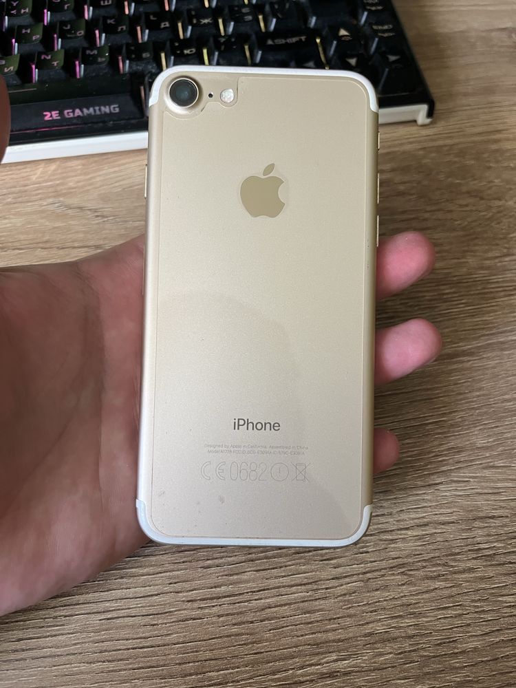Apple Iphone 7 256gb в хорошому стані
