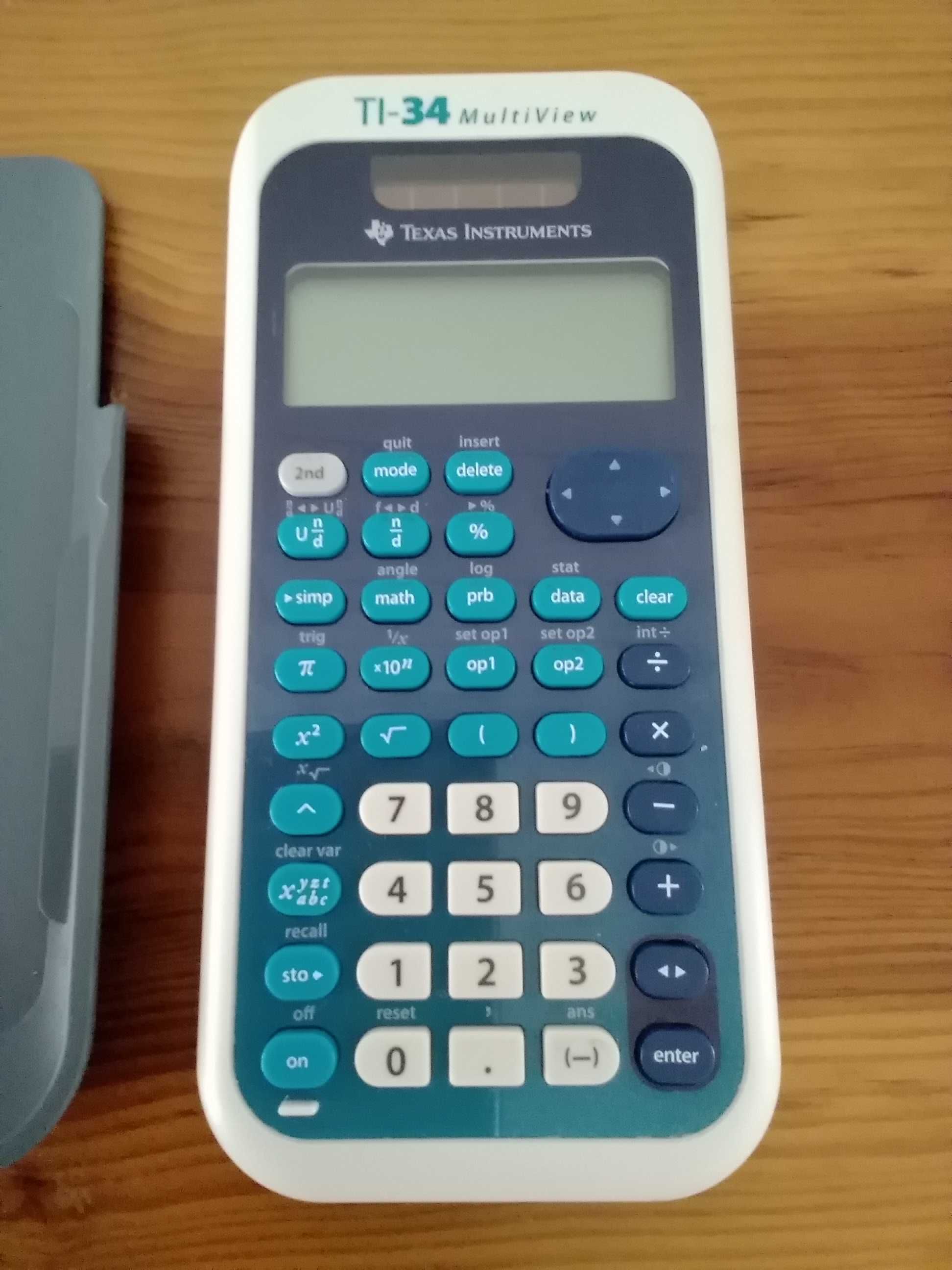 Calculadora Escolar Texas Instruments TI-34 Multiview - Energia Solar
