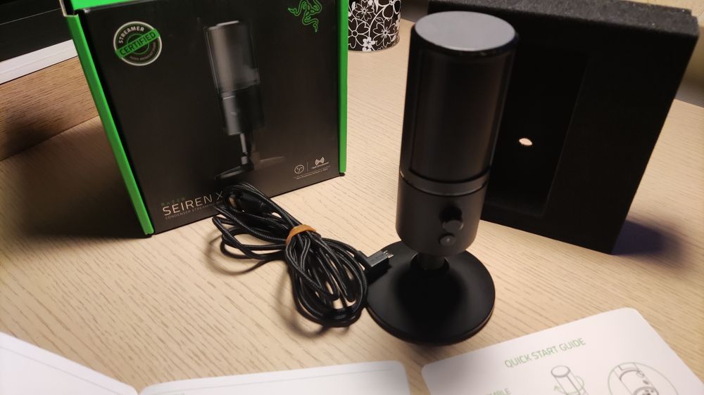 Mikrofon pojemnościowy  do  komputera  USB RAZER SEIREN X Streaming  Y