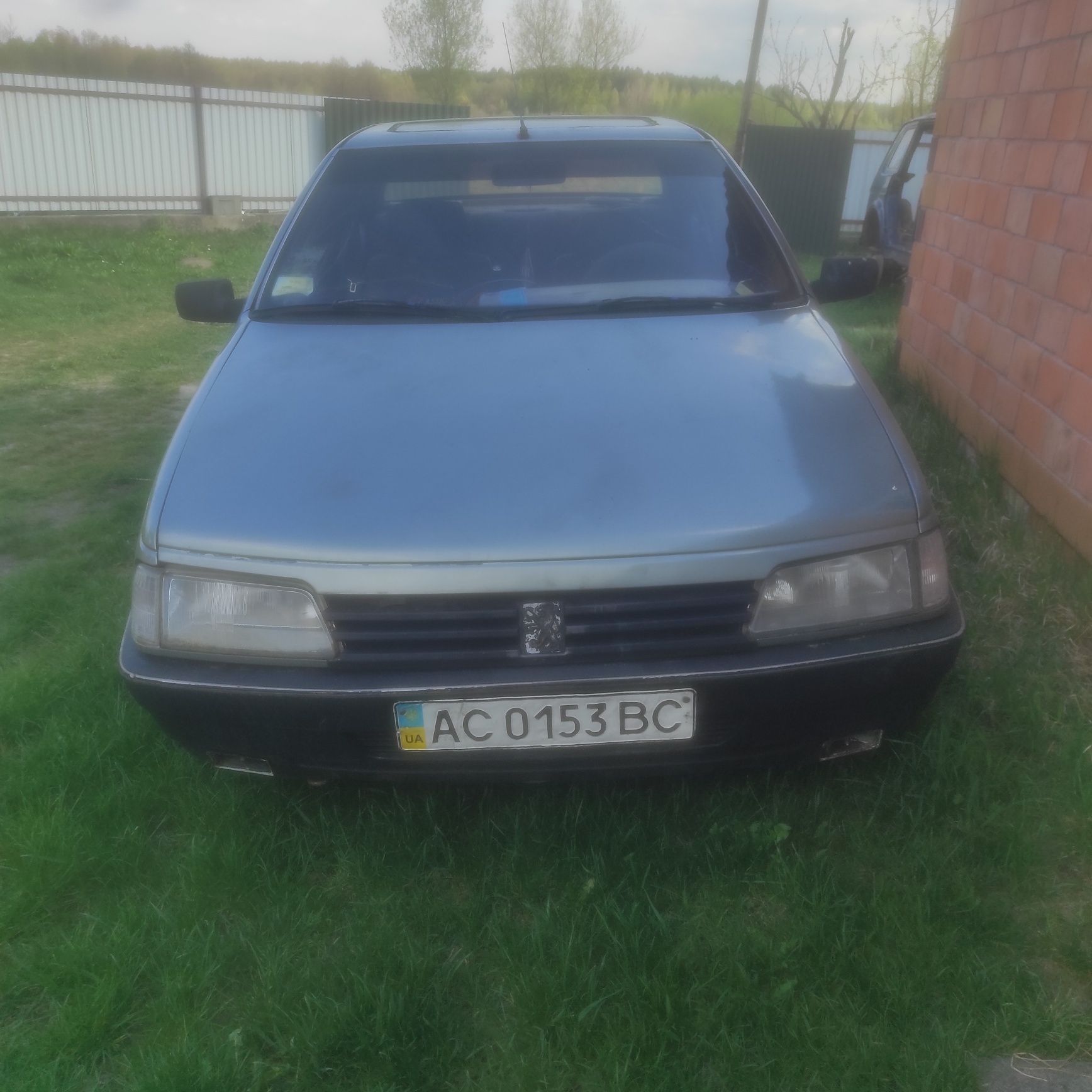 Пежо 405 1.9бен 350$