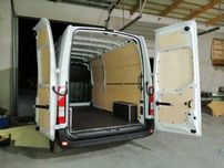 Renault Master L3H2-Zabudowa przestrzeni ładunkowej KNAUTECH