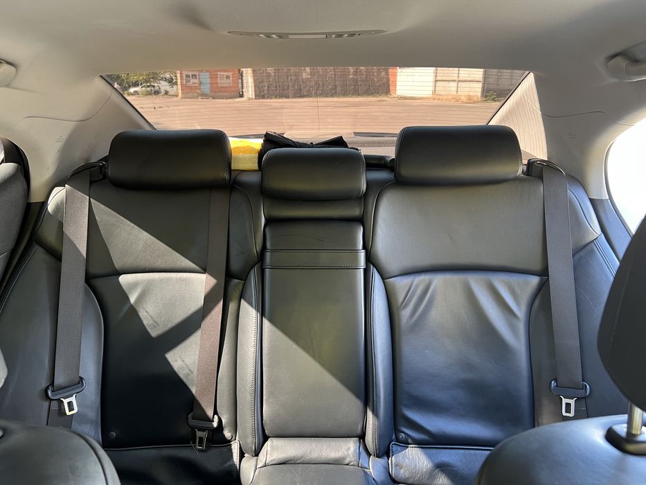 Lexus is 220d 2008года