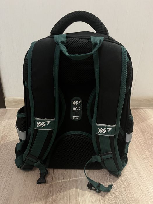Школьный рюкзак YES