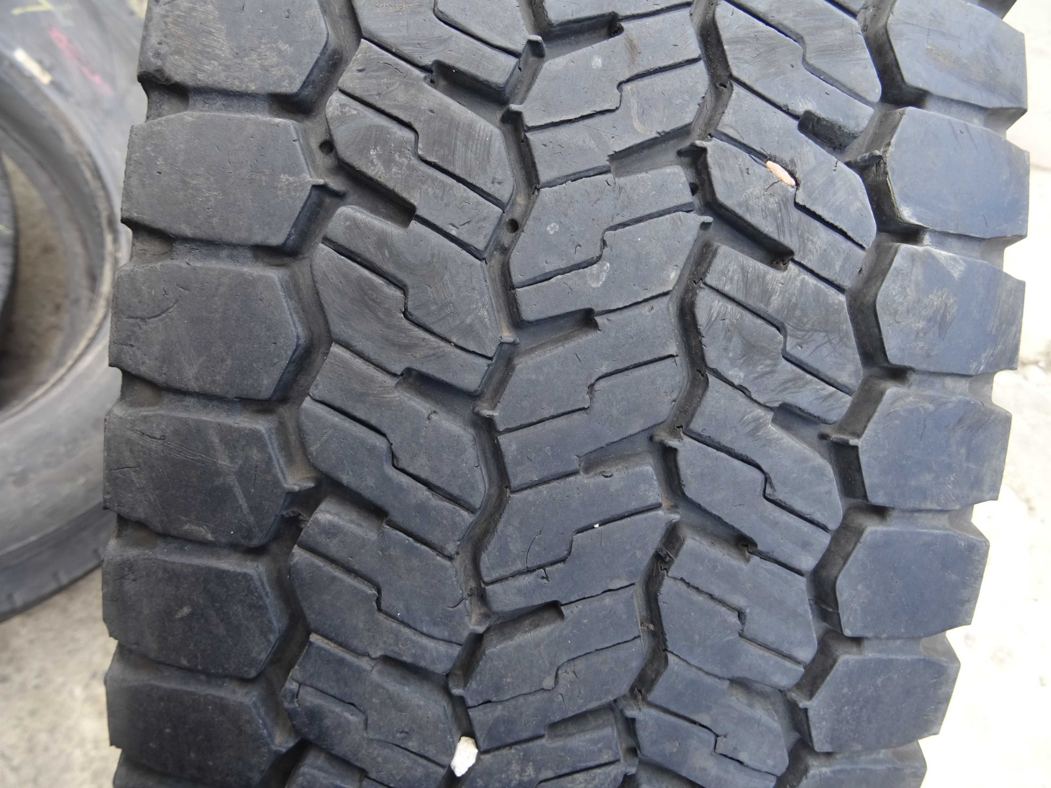 Opona 285/70R19.5 Michelin X Multi D