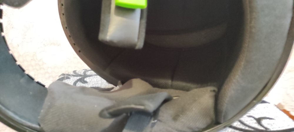 Продам шолом, розмір 57-58