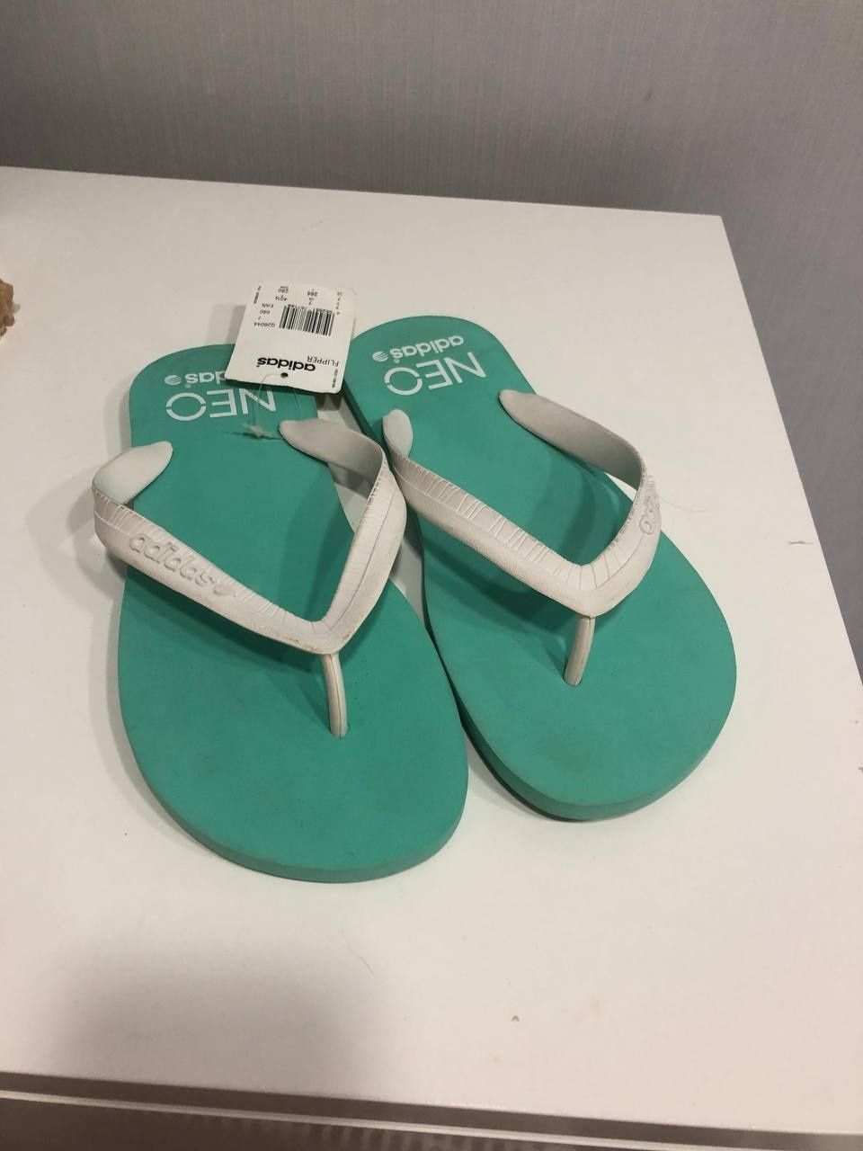 Вьетнамки Adidas, шлепанцы Адидас 39-40, us 7, uk 7