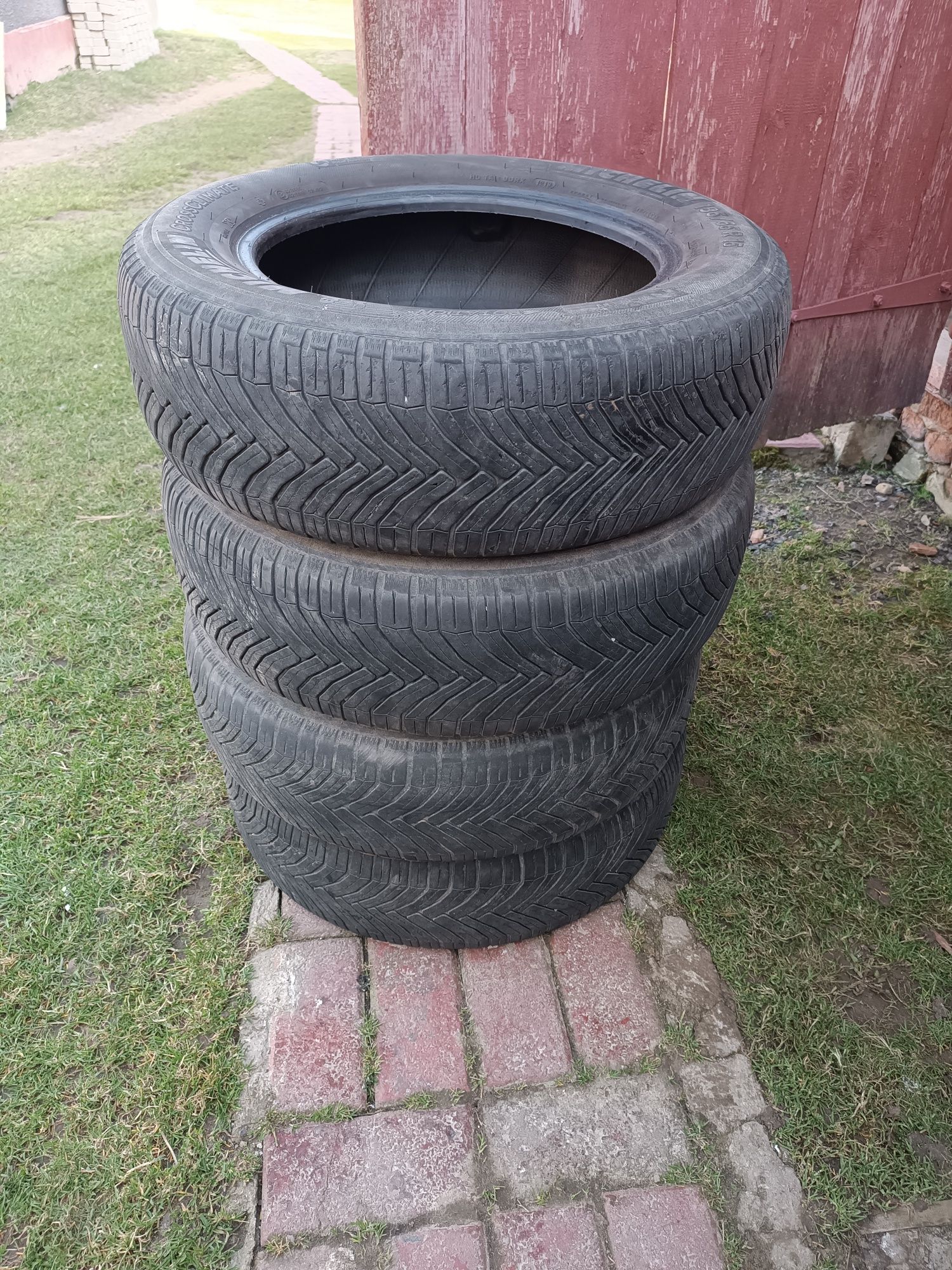 Продам резину 195/65 R 15