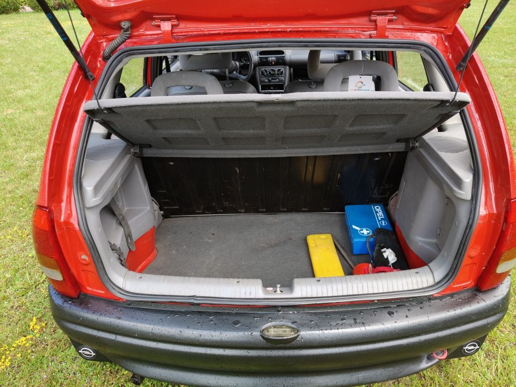 Opel Corsa B perełka z drobną skazą
