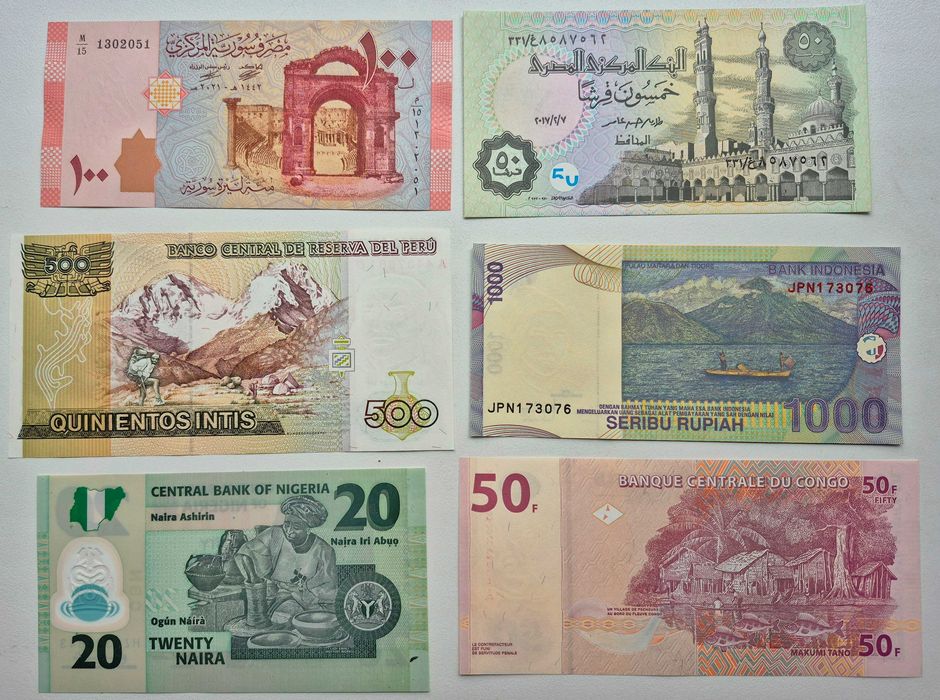 Набір банкнот світу 1970 - 2024 років 25 бон всі бони стан UNC