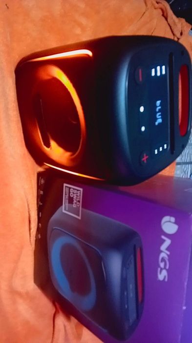 Coluna portátil NGS