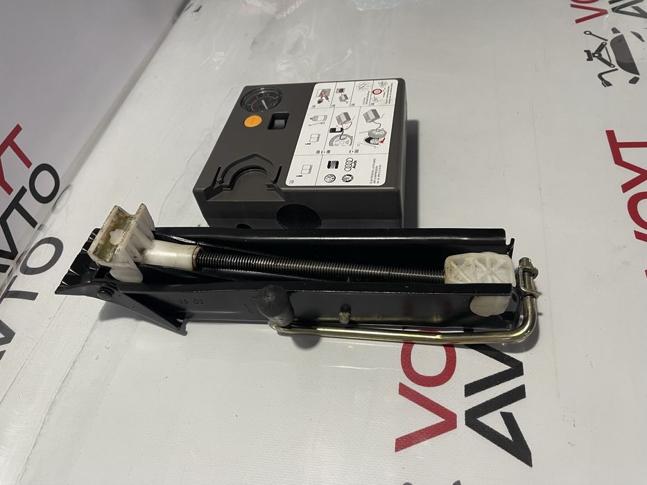 Домкрат Автокомпресор Seat Vw Audi Golf Polo Altea Passat Tiguan