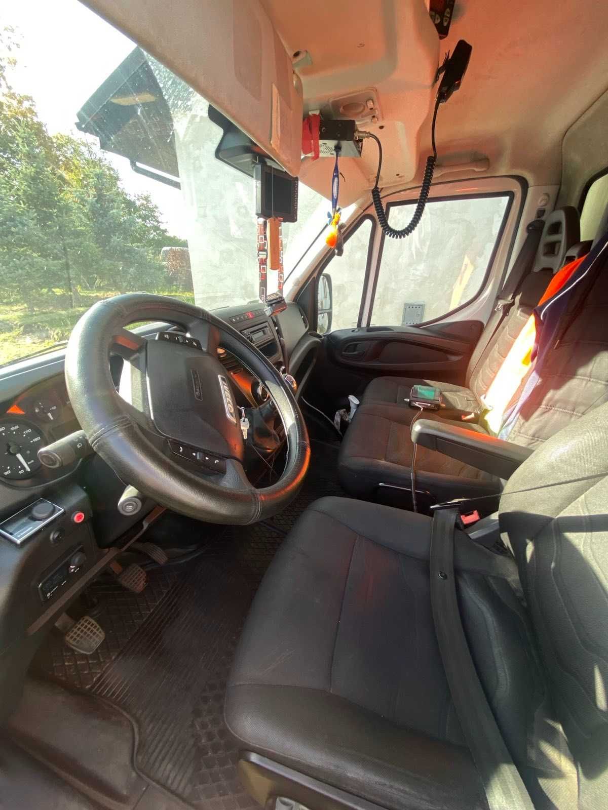 Iveco chłodnia  35C17 3,5 tony winda 2*debasto 2015