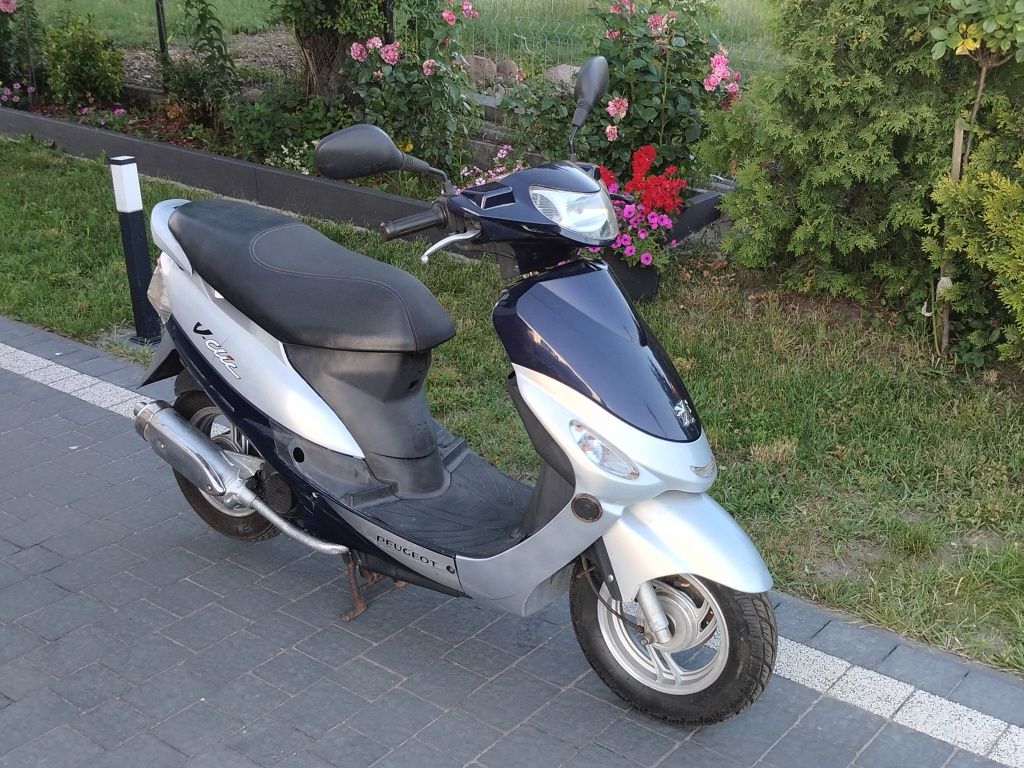Skuter Peugeot V-Clic 50cc*2010 Rok*4.800Km*Z Niemiec*