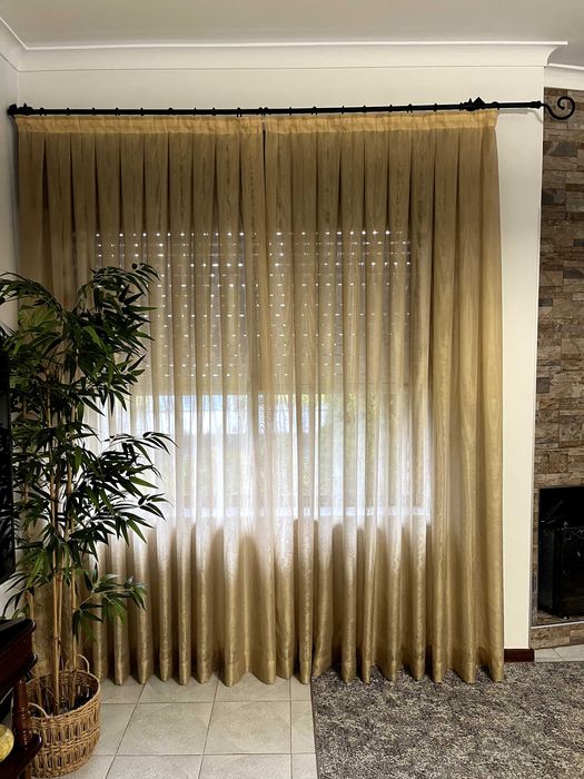 Cortinados Tecido Organza Dupla Com Calha em Ferro