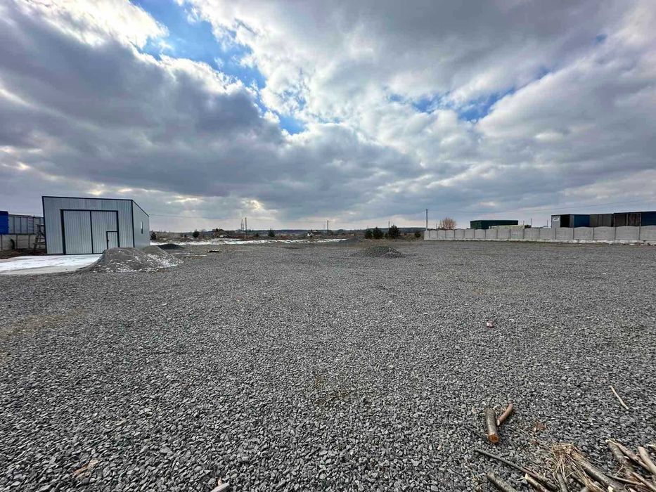 Продаж комерційної ділянки в Ксаверівці