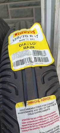 Pirelli diablo rain