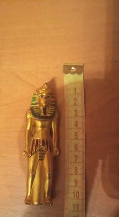 Статуэтка  Фараон 
Состояние хорошее
Пересылаю