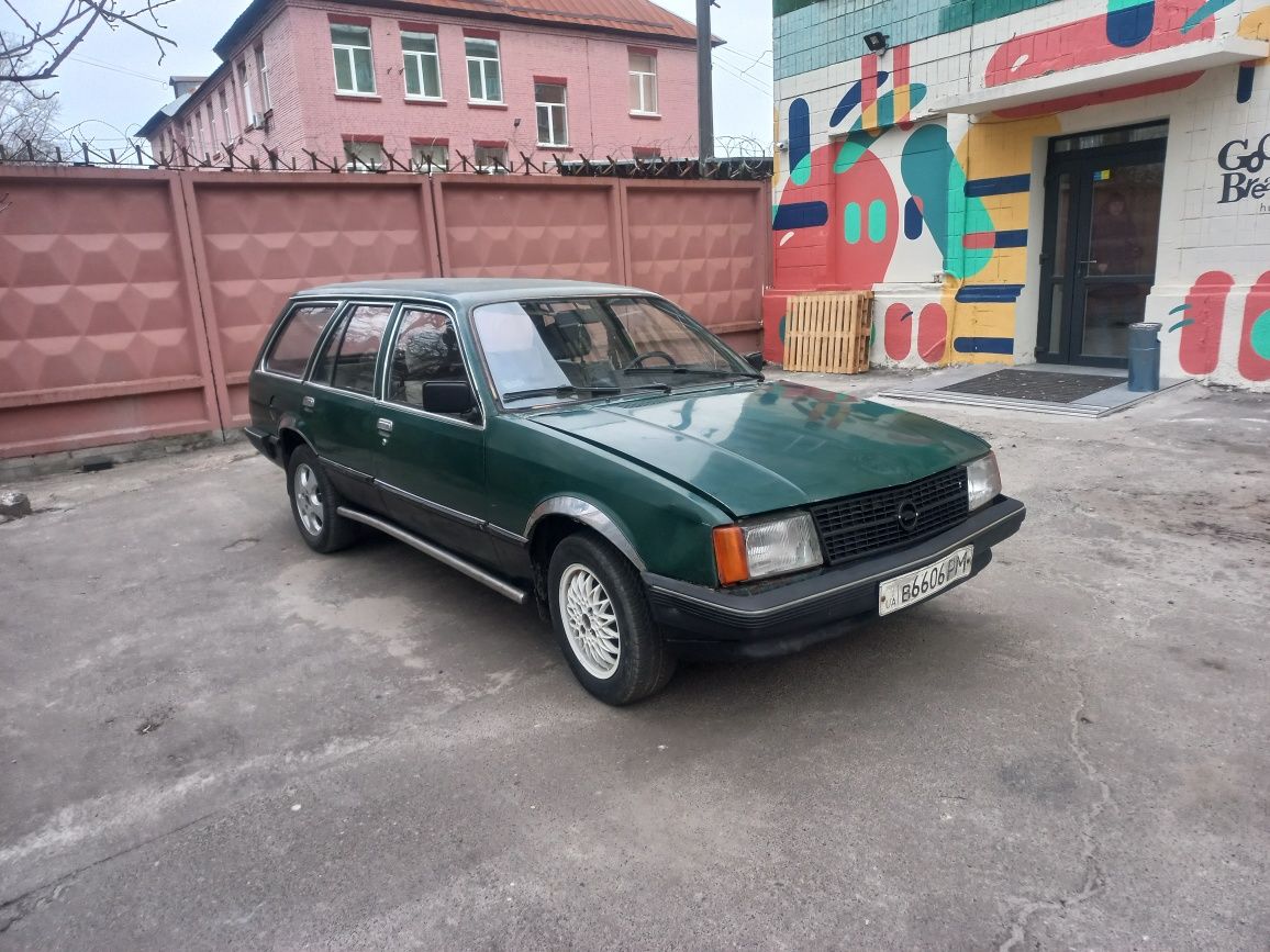 Opel Rekord 1986