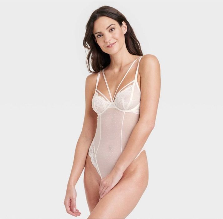 Чорне сексуальне боді