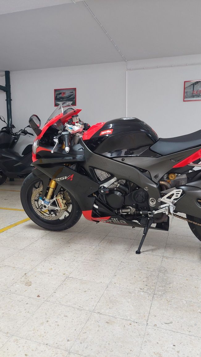 Aprilia RSV4 Factory APRC SE