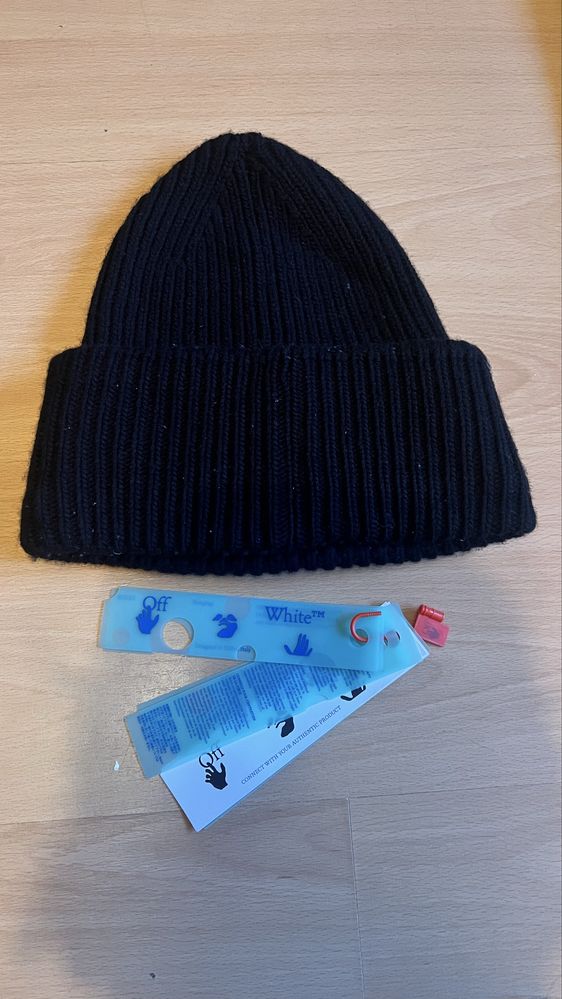 Czapka zimowa Off-White Hands Off logo ribbed beanie - Black
