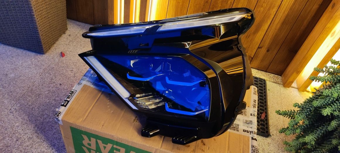 Farol Citroen C4