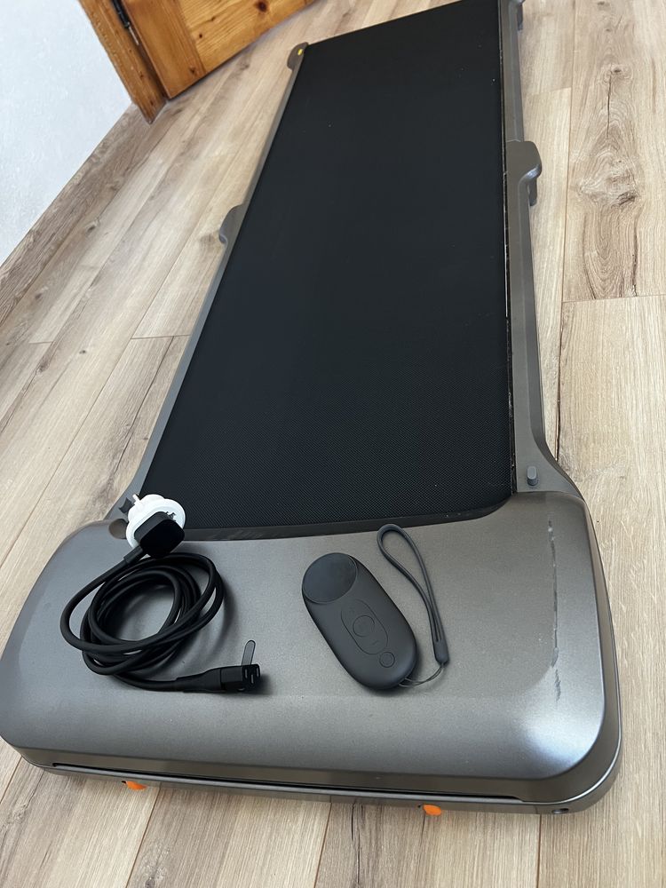 Доріжка для ходьби Kingsmith WalkingPad C1 (WPC1F)