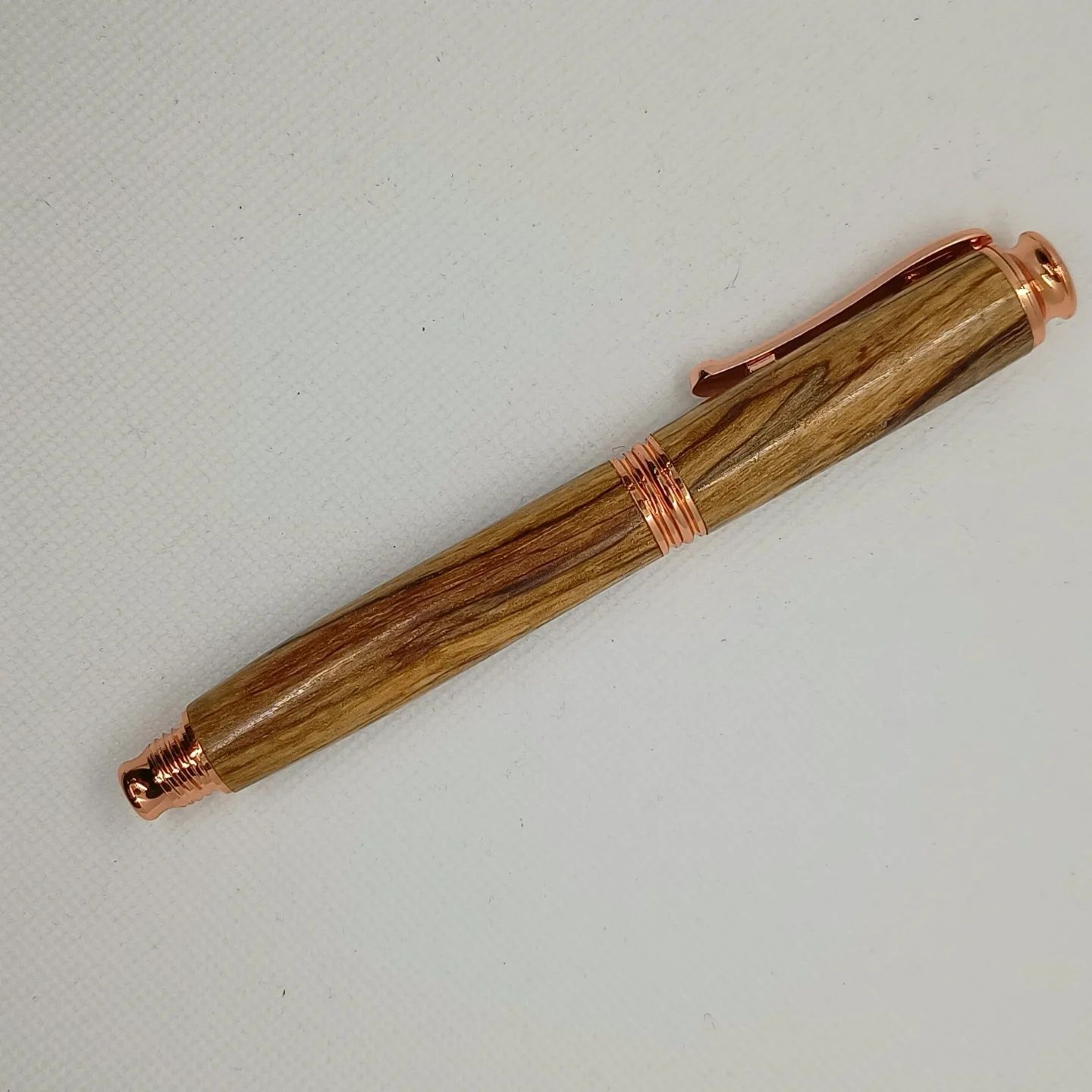 Pióro wieczne handmade drewno stabilizowane olcha