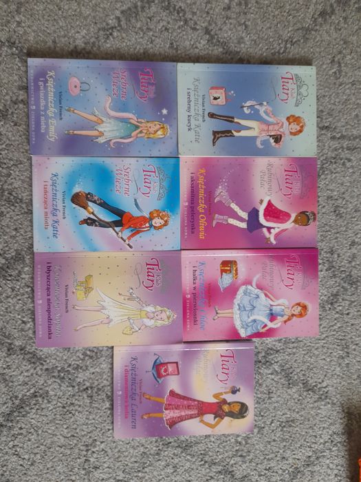 Klub Tiary księżniczki cena za całość 7 części