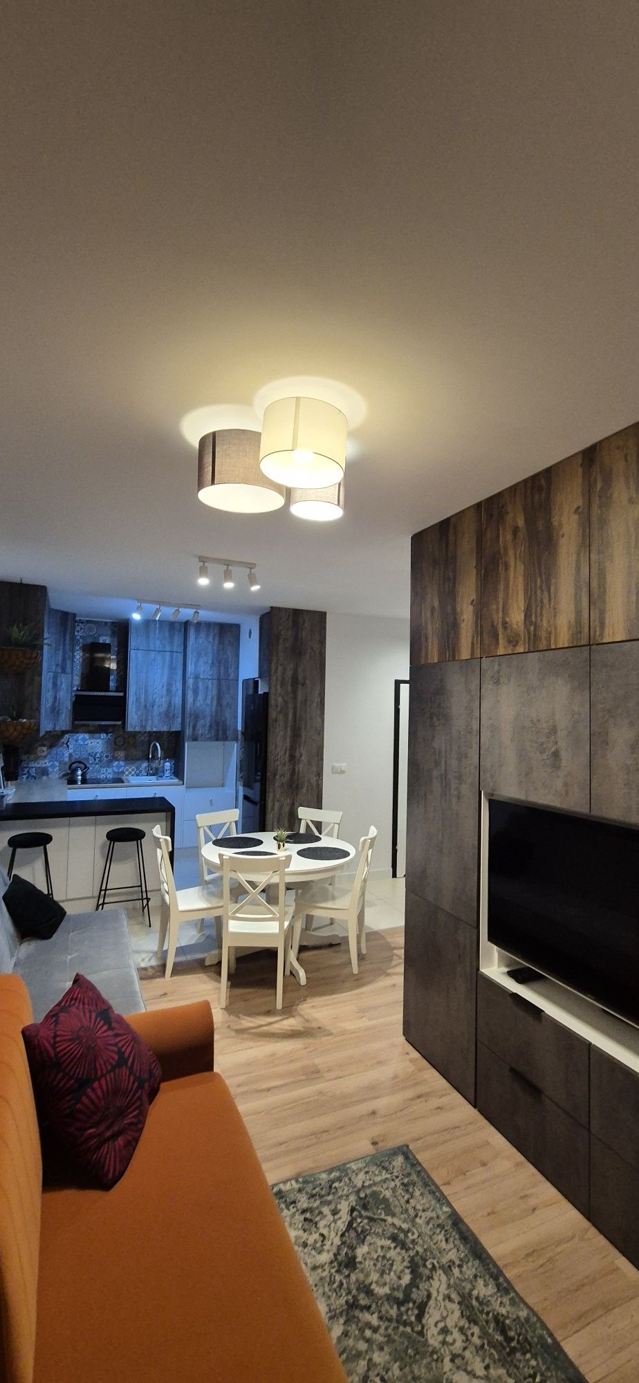 Wynajmę apartament mieszkanie Wrocław od 1 do 10 osób centrum ZOO PKP