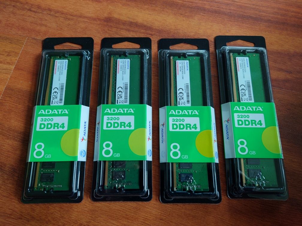 4 sztuki Pamięć RAM DDR4 8GB 3200 ADATA