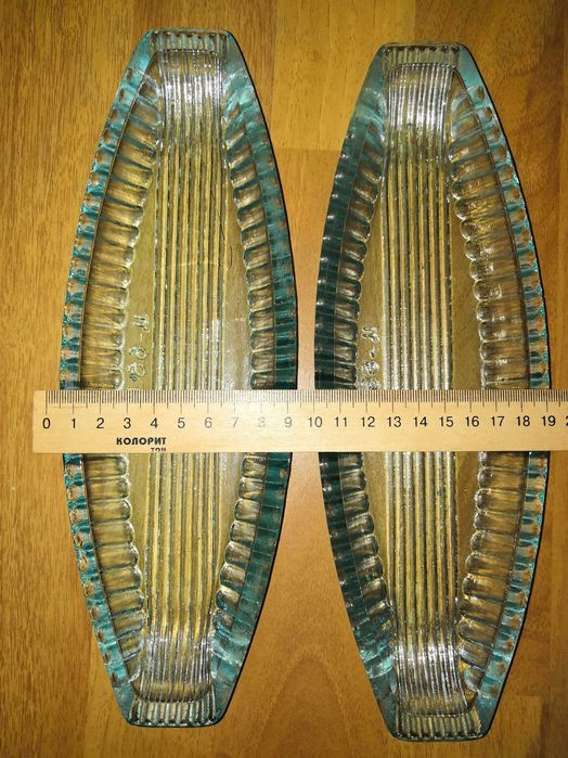 Селедочницы из цветного стекла времен СССР