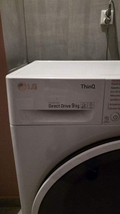 Pralka LG ThinQ F4WT409AIDD - 9KG Wifi  
Pralki i suszarki
Pralki
Pral