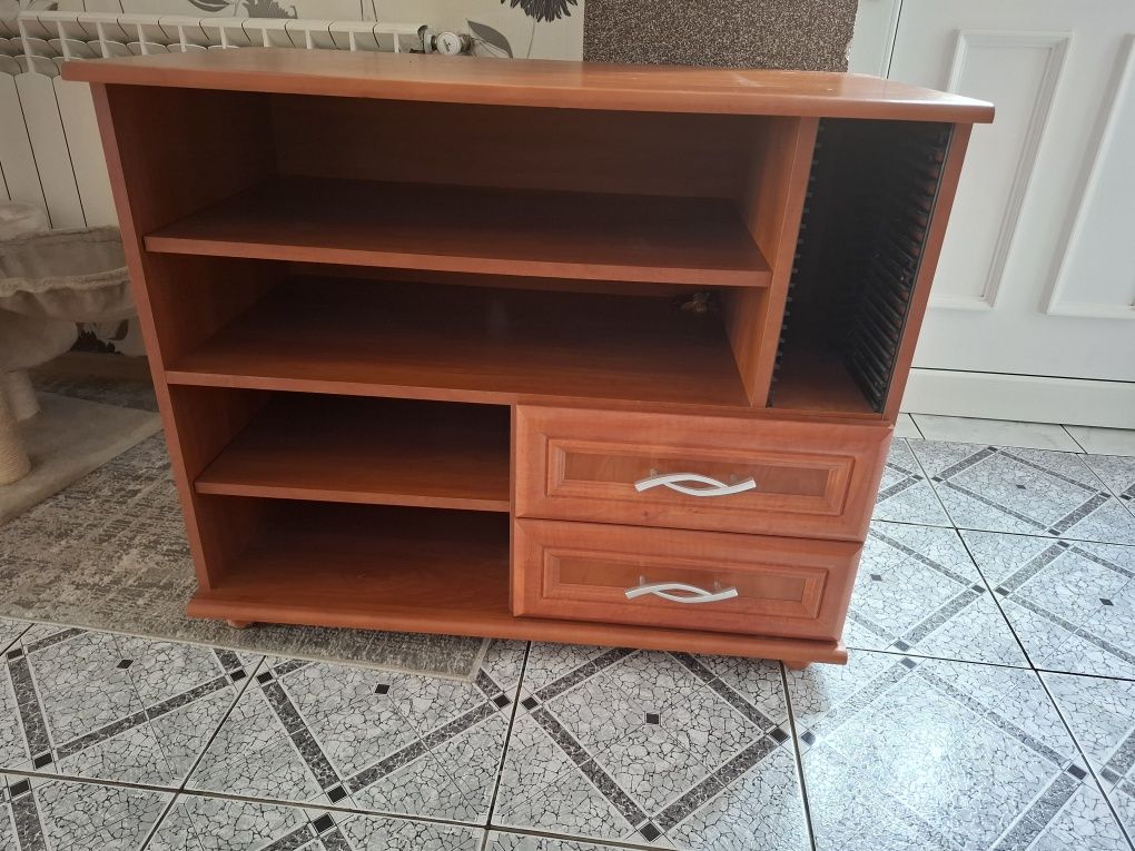 Szafka pod telewizor