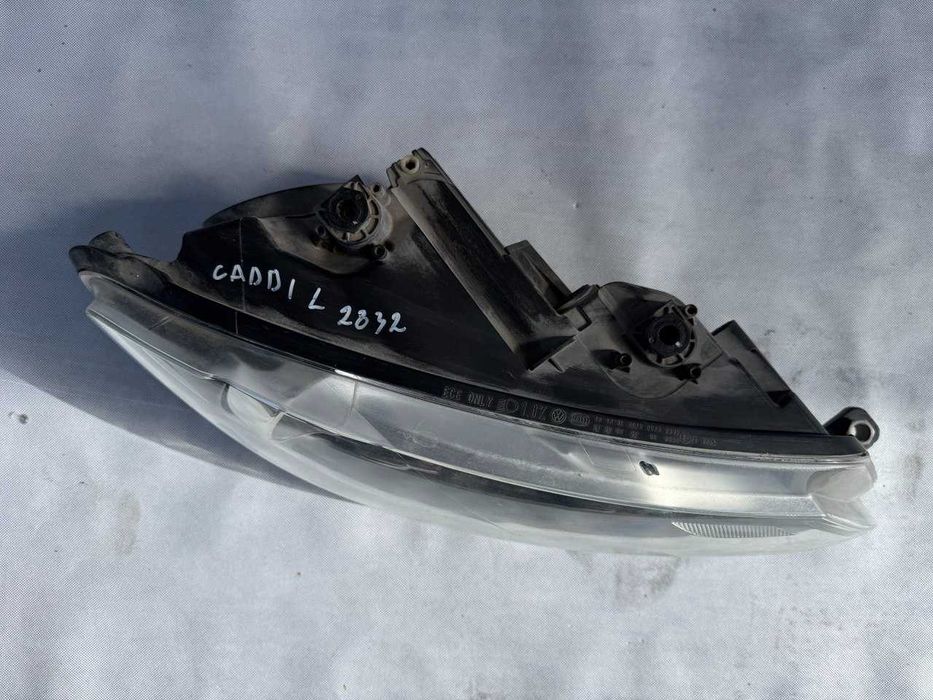 Фара Volkswagen Caddy 11-15 Оптика Передняя  В наличии