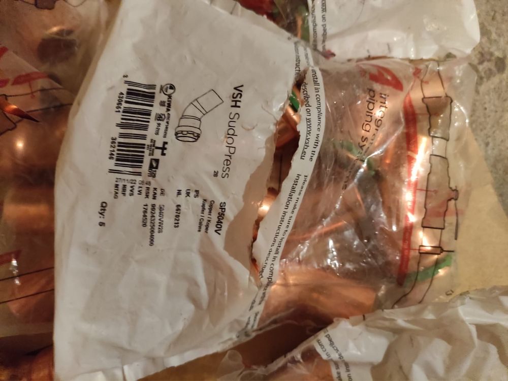 Kształtki miedziane zaciskowe 28