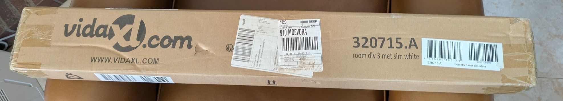 Biombo novo, caixa selada
