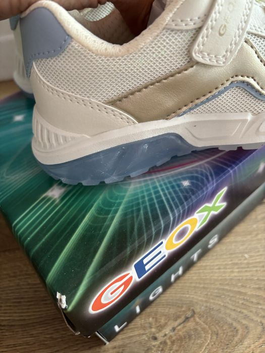 Geox sneakersy nowe 30