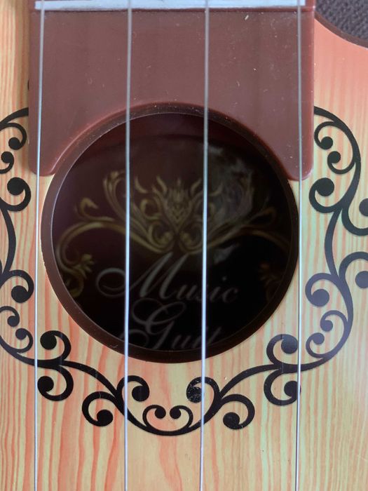 Детская гитара MUSIC в чехле