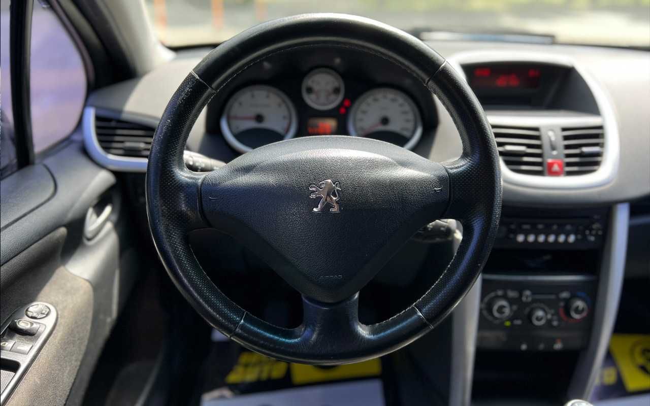 Peugeot 207 2010